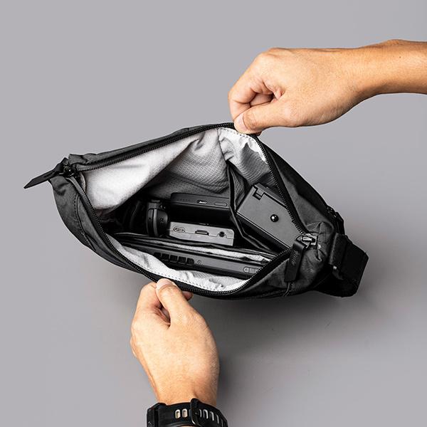 ALPAKA アルパカ FLOW SATCHEL 2L スリングバッグ/ブラック メンズ
