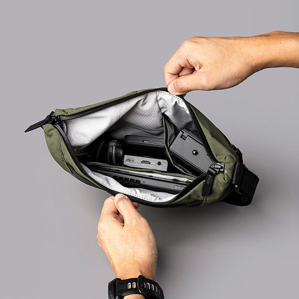 ALPAKA アルパカ FLOW SATCHEL 2L スリングバッグ/グリーン メンズ