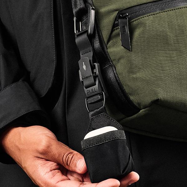 ALPAKA アルパカ FLOW SATCHEL 2L スリングバッグ/グリーン メンズ
