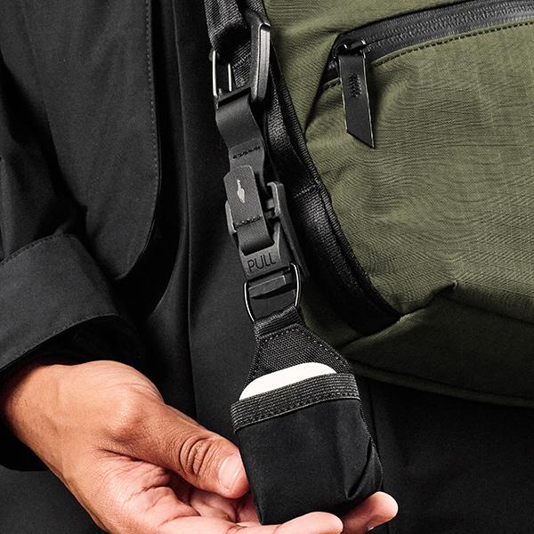 ALPAKA アルパカ FLOW SATCHEL 4L スリングバッグ/グリーン メンズ