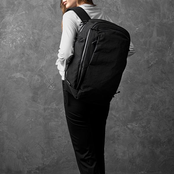 アルパカ TRAVERSE BACKPACK バックパック/ブラック メンズ 4256 ALPAKA【選べるノベルティ付】の画像