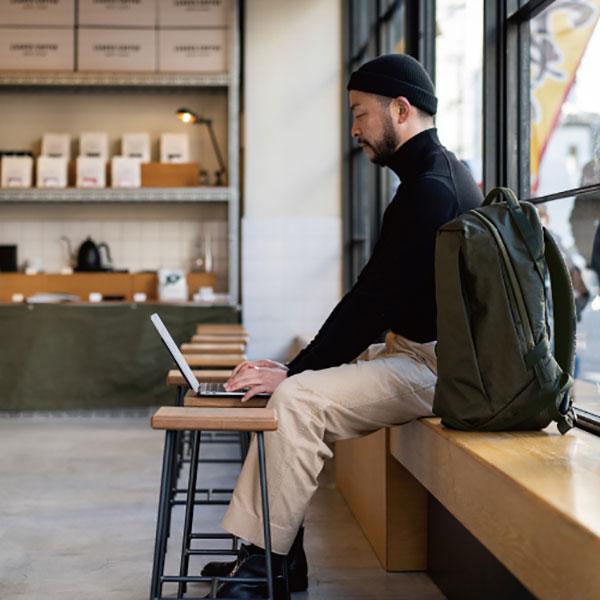 エイブルキャリー Daily Plus X-Pac バックパック 21L/オリーブ メンズ