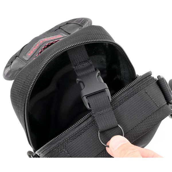 ブリーフィング ショルダーバッグ/ブラック メンズ USA bra221l02 BRIEFING【選べるノベルティ付】の画像
