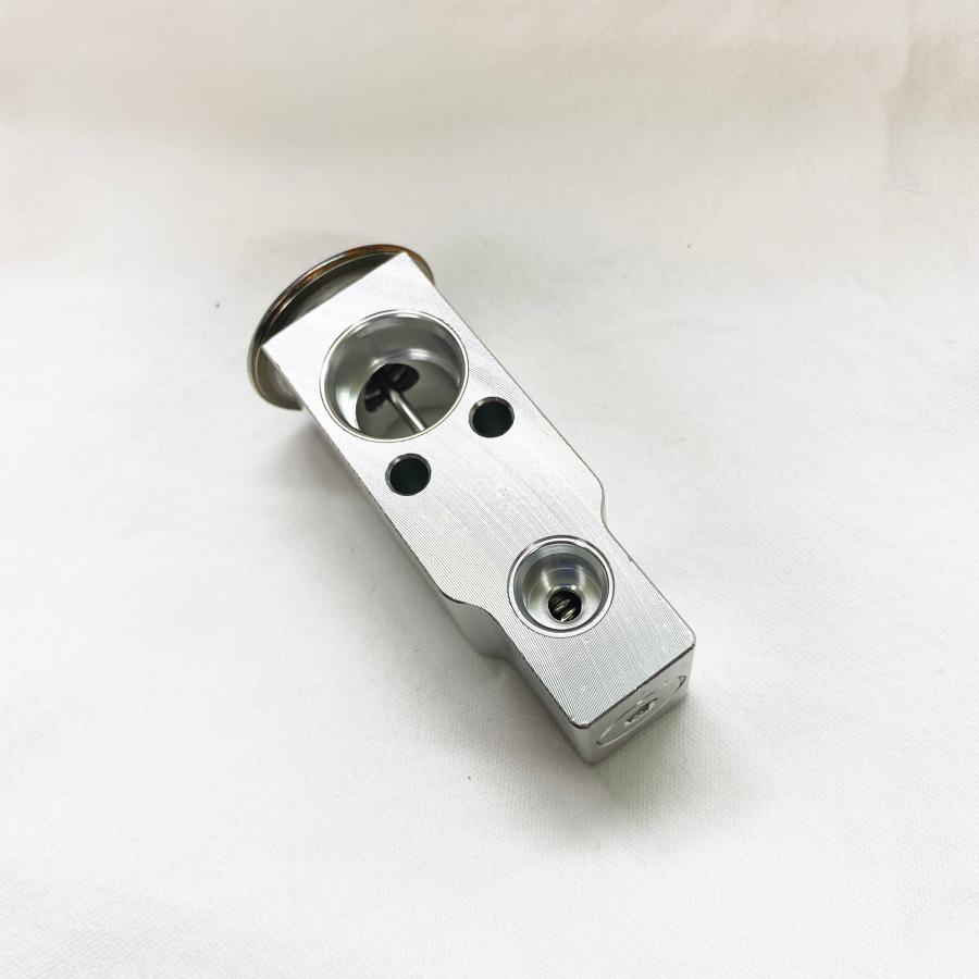 エバポレーター　エキパン　キャンター 三菱 キャンター の一部 純正品番確認 要問合せ エキパン クーラー