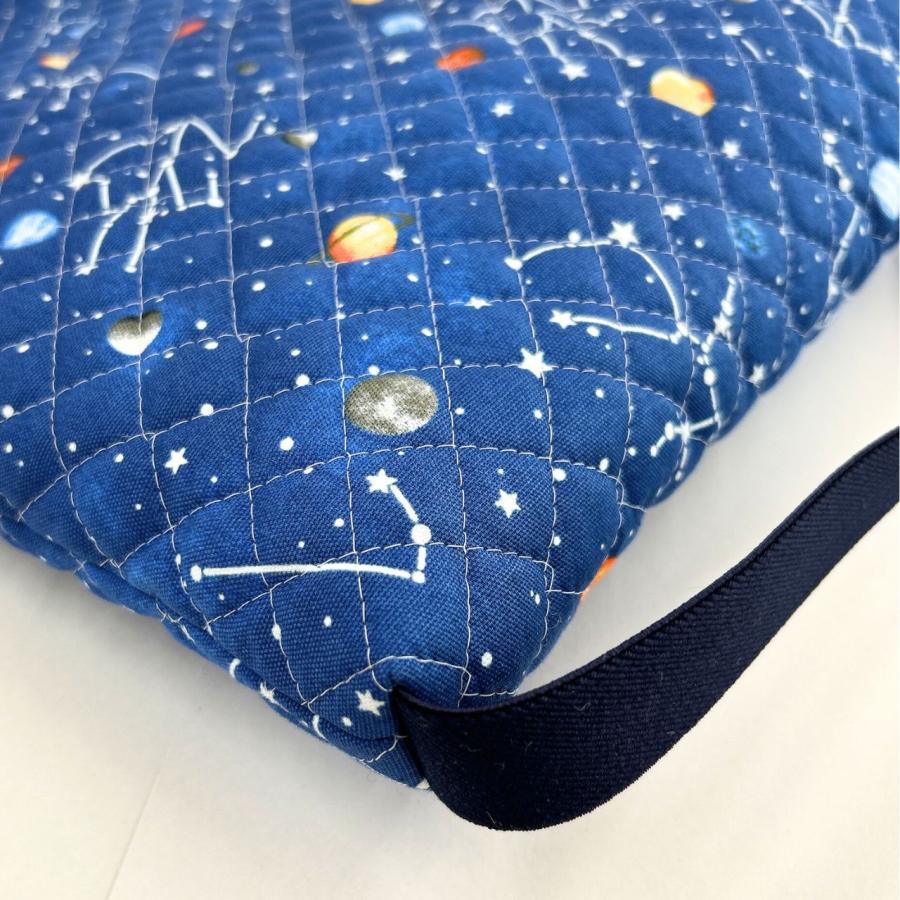 防災頭巾カバー　座布団タイプ　宇宙柄 防災頭巾カバー 子供用 宇宙と星座 ネイビー キルティング 保育園