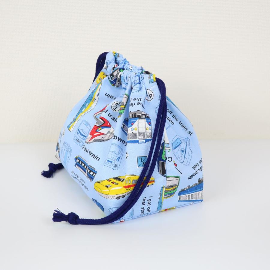 はたらくのりもの♡レッスンバッグ 上履き入れ 着替え袋 給食袋 お弁当袋 男の子 巾着袋 お弁当 いろんな 電車 ライトブルー 男の子 お弁当袋