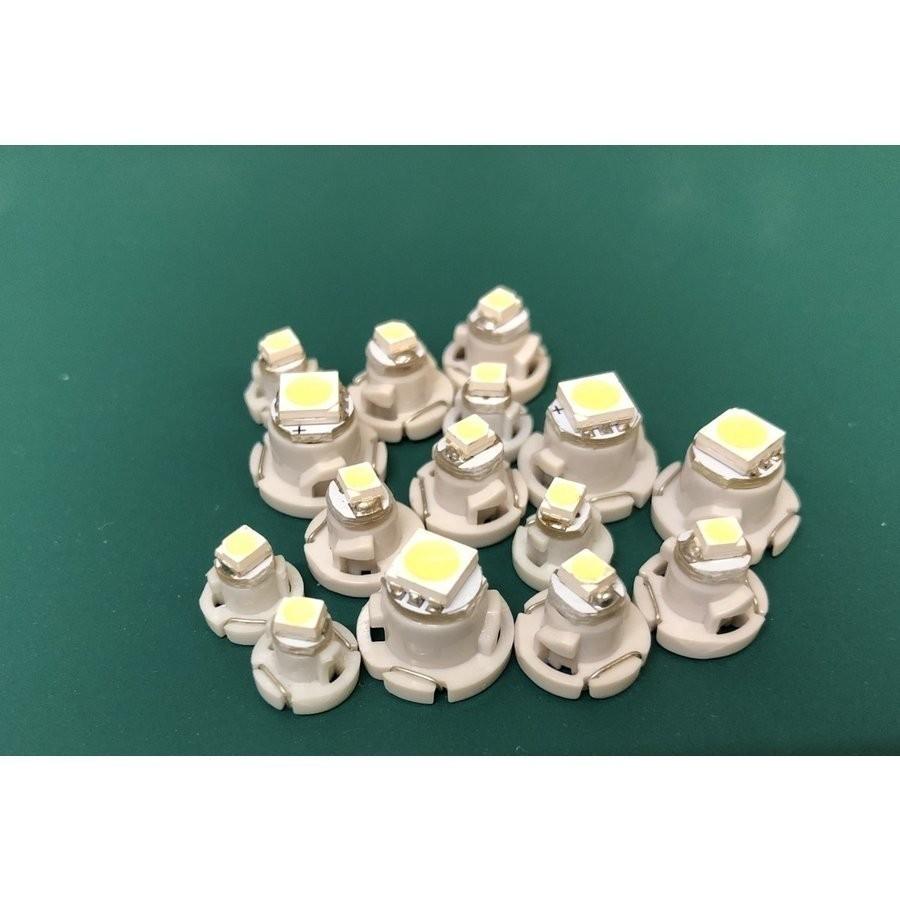 LAND CRUISER ランドクルーザー J100/J101 前期 4WDスイッチ照明用 LED！ | トヨタ | 05