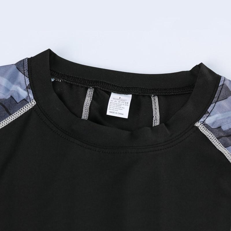 加圧インナー コンプレッションウエア メンズ アンダーシャツ 加圧シャツ 吸汗 速乾 トレーニングウエア スポーツウエア 長袖 |  | 19