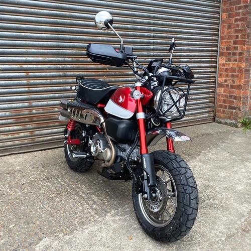 HONDA ホンダ Monkey125 モンキー125 ハンドガード【PYRAMID