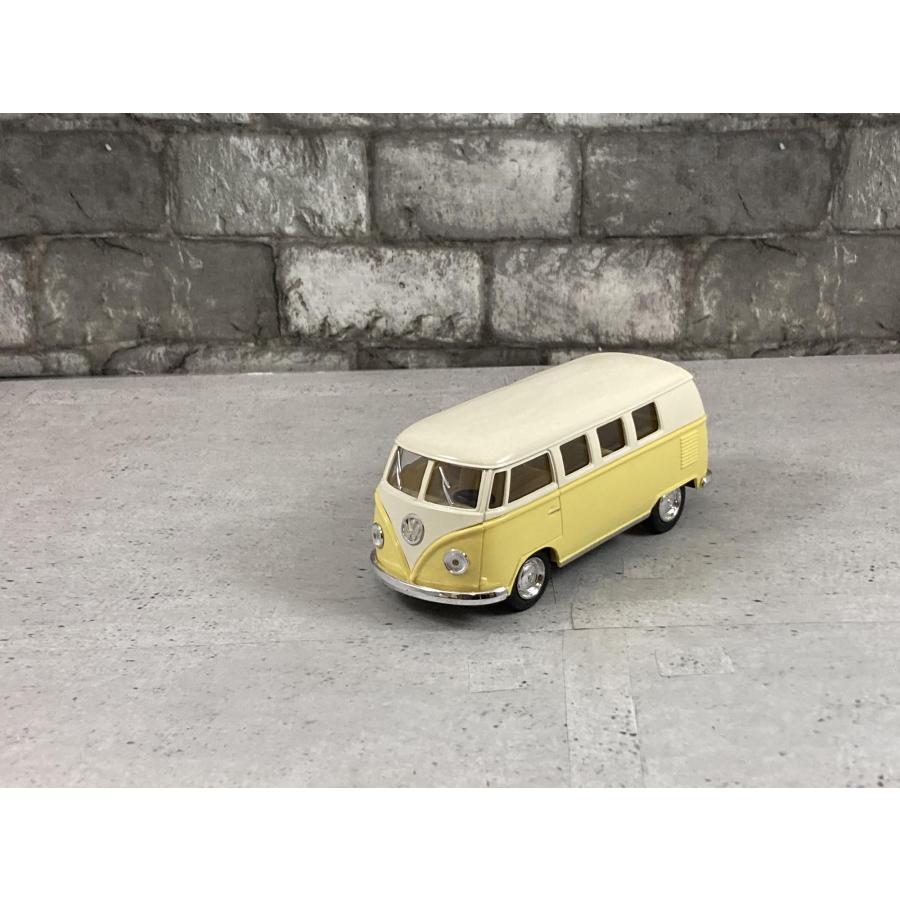 1962年 フォルクスワーゲン マイクロバス 1/18 ビッグサイズ レア色 KinSMART 1962フォルクスワーゲンパステルカラーVolkswagen Classical