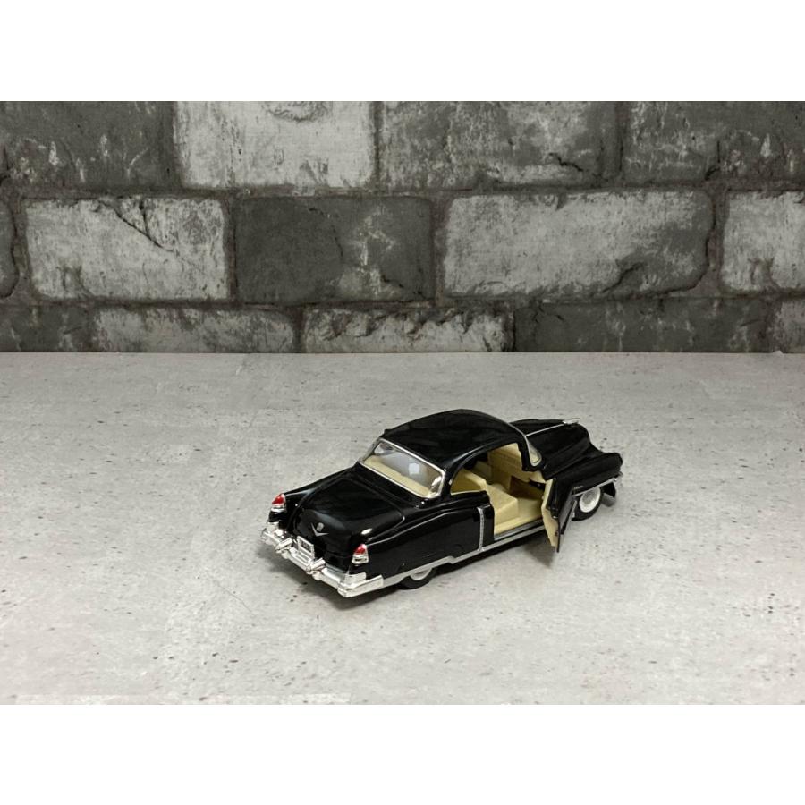 KinSMART 1962 キャデラック シリーズ62クーペ 1:43 Cadillac Series