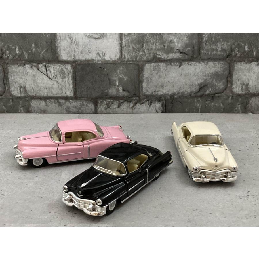 KinSMART 1962 キャデラック シリーズ62クーペ 1:43 Cadillac Series