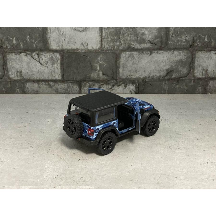 超希少 WRANGLER ソフビ人形WRANGLER ラングラーマン 410mm KinSMART 2018 ジープ ラングラー 迷彩 1:34 Jeep Wrangler Camo（Hard