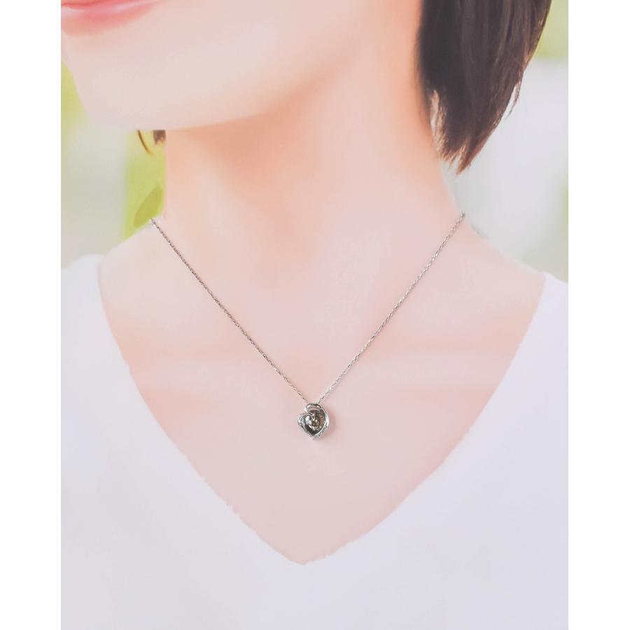 K18 ダイヤモンド ネックレス ホワイトゴールド 揺れる ハート 0.23ct 
