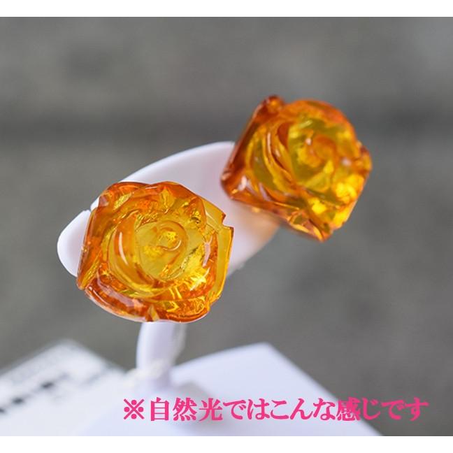 琥珀 ピアス 18K アンバー コハク 黄色 イエロー バラ 薔薇 K18 送料 