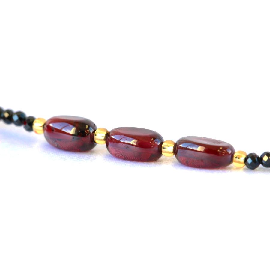 天然琥珀 レッドアンバー ブラックスピネル ネックレス 真鍮 ペンダント 軽量 45cm ドロップ 赤 大粒 Pendant Red Amber Necklace Spinel Jewelry Ladies Giftの画像