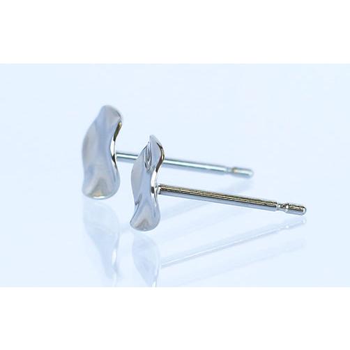 Pt900 プラチナ スタッドピアス ニュアンスサークル 5.8mm ダブルロックキャッチ 小ぶり レディース プレゼント Platinum Pt900 Stud Earrings Jewelry Giftの画像