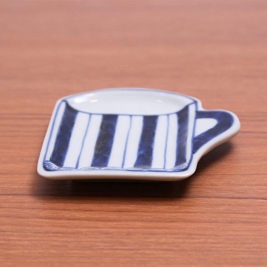 九谷焼 ／ 豆皿 カップ 染付渦巻十草 /小皿 豆皿 吉祥紋古典絵変り/ 和陶房 おしゃれ　かわいい　和食器　縁起物　贈り物 | 九谷焼 | 02