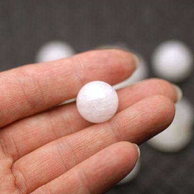 アゼツライト丸玉　１５ｍｍ　ヘブンアンドアース社　パワーストーン　天然石 |  | 01