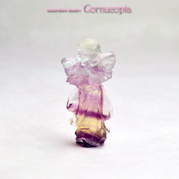 【新入荷】マルチカラーフローライトエンジェル　可愛い天使　繊細な彫刻　美しいグラデーション　蛍石　１点モノ |  | 02