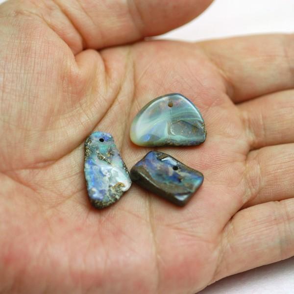 ボルダーオパールルース　オーストラリア産　１０月誕生石　天然石　パワーストーン　遊色効果 |  | 10