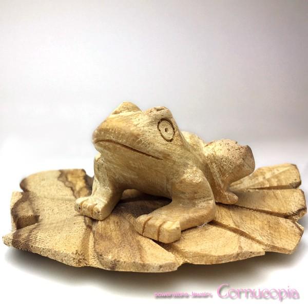 【残り１点】パロサントカエル（カービング）　希少な天然香木　ペルー産　木彫り | 