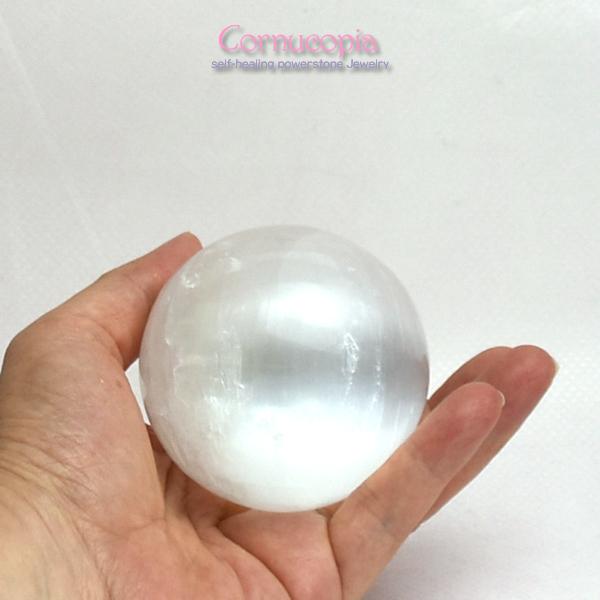 セレナイト丸玉　パワーストーン　天然石　　ヒーリング |  | 03