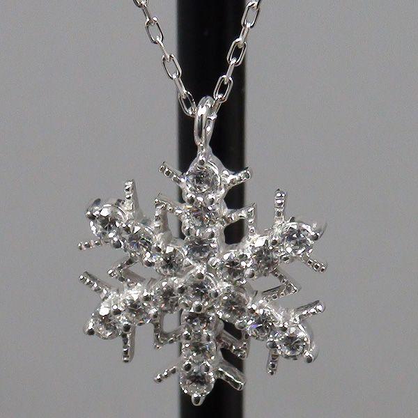 雪の結晶型ペンダントネックレスホワイトゴールド数付き