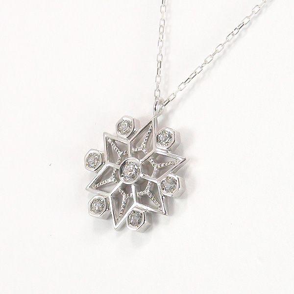 雪の結晶ペンダントネックレスホワイトゴールド数付きダイヤモンド