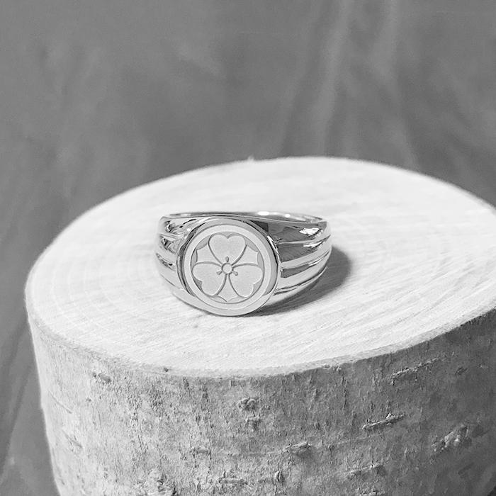 印台家紋入りPT900プラチナリング機械彫刻指輪メンズリング刻印入り