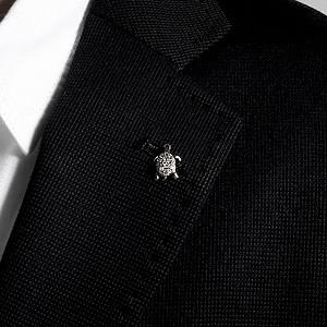 ラぺルピンPT900亀のタイタックダイヤモンド付プラチナ亀タイピンの画像