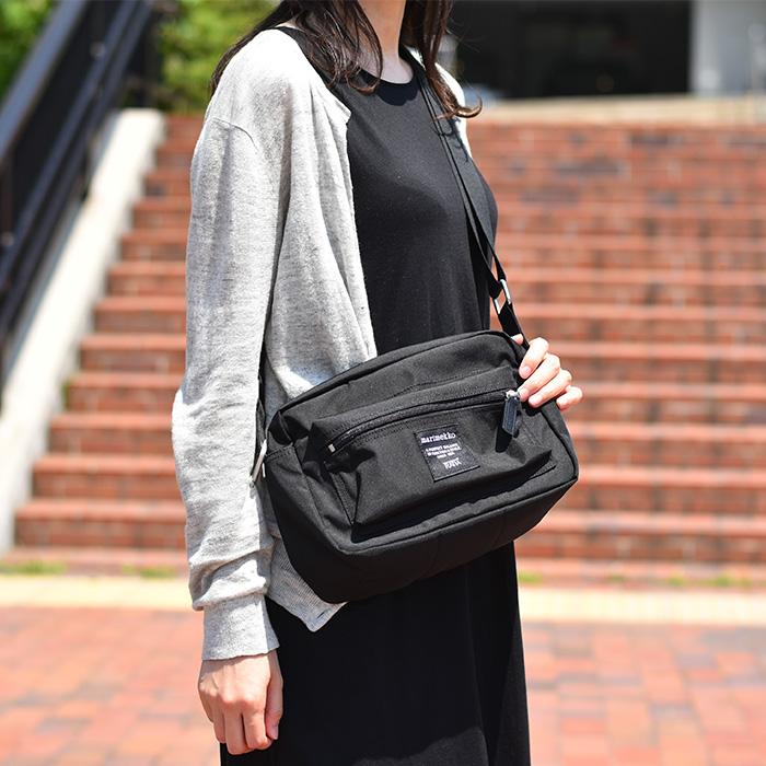 正規輸入品 marimekko マリメッコ ショルダーバッグ マイシングス MY THINGS ブラック :bag-cr0177:cortina 北欧生地と雑貨のお店 - 通販 - Yahoo!ショッピング
