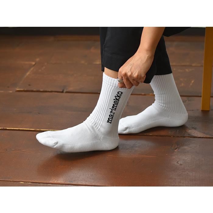 正規輸入品 マリメッコ 靴下 レディース ソックス Marimekko ロゴ ワンポイント Puikea Single Logo ホワイト おしゃれ 花柄 北欧デザイン ギフト Fas Cr0011 Cortina 北欧生地と雑貨のお店 通販 Yahoo ショッピング
