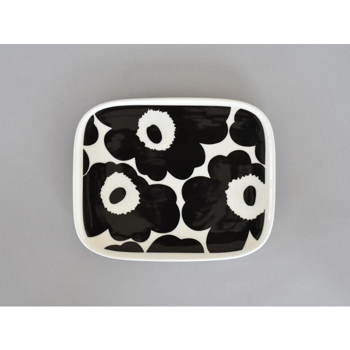 マリメッコ プレート お皿 ウニッコ 北欧デザイン marimekko UNIKKO ブラック ワントーン うつわ ケーキ皿 取り皿 食器 北欧 北欧食器 ギフト｜cortina｜03