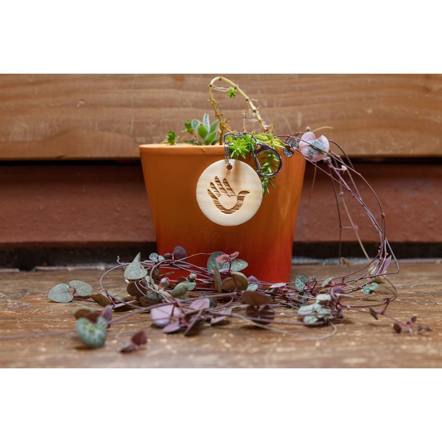 手話キーホルダー 木製 手話グッズ 名入れ 子供 ネーム 保育園 幼稚園 入園グッズ 手話 |  | 02