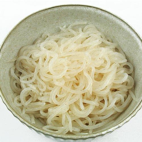 由布院温泉郷 水洗いでそのまま食べられる 佐藤商店の糸こんにゃく 250g どんな調理にもマッチします 佐藤商店｜cosmebox｜08