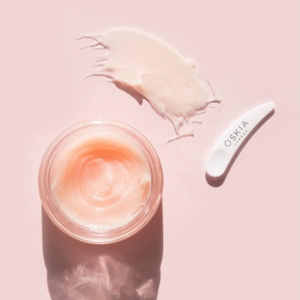 OSKIA(オスキア) ルネサンス マスク(本体) 50mL     商品情報    加齢に伴う乱れがちな肌のターンオーバーを整え、角質ケアができるマスク。 フルーツ酸、AHA 配合。くすみのないクリアで CEG9801202971(9295円)