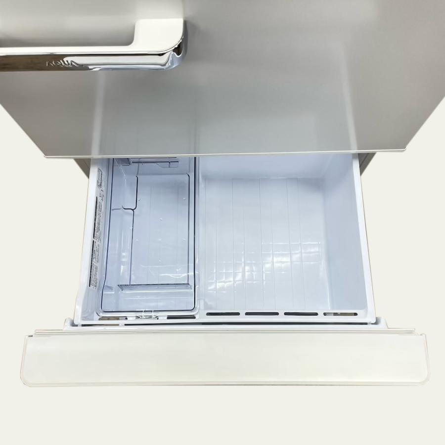 AQUA（アクア） 中古 店舗近郊送料格安272L 3ドア冷蔵庫 AQR-SV27N-W
