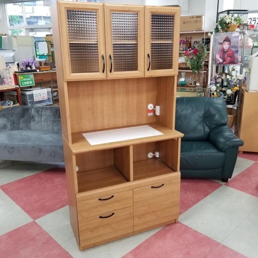 中古 店舗近郊限定販売 幅90cm ユーアイ コチーナ モイス加工 3枚扉 