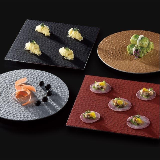 食器皿 槌目サークルプレート 銀 和美作日 Wabisabi（3-062-06) キッチン、台所用品の画像
