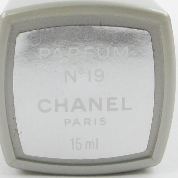 新品　包装美　CHANEL N°19 パルファム 15ml CHANEL N°19 【中古】CHANEL シャネル N19 パルファム 14ml