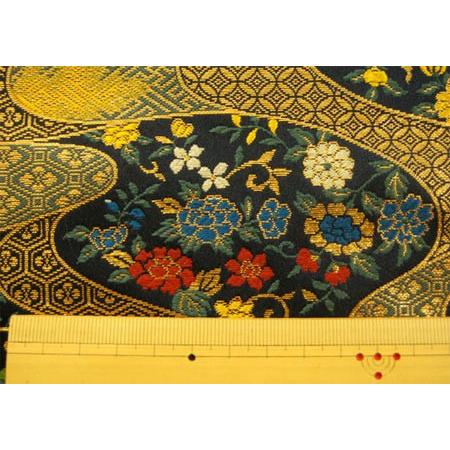 金襴生地 布 三丁サビ 有職流水に彩り花 濃紺 和柄 金らん 切り売り