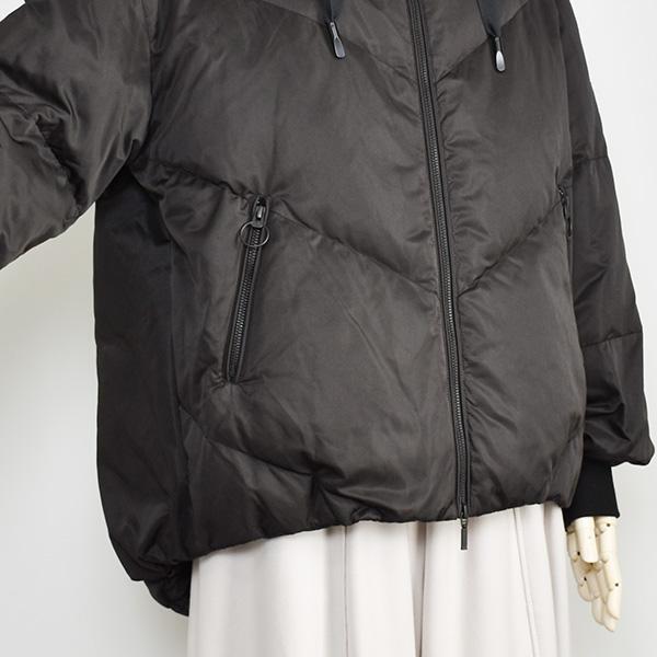 ayane アヤン スタジャン ダウンジャケット　黒 楽天市場】【CS30％OFF】ayane (アヤン) スタジャン ダウンベスト