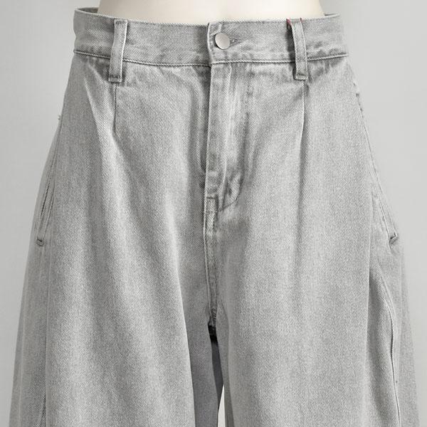 ブルーフロンセ　パシオーネ　生成り　タック入り　カーブパンツ　 サイズ38 ブルーフロンセ パシオーネ 生成り タック入り カーブパンツ