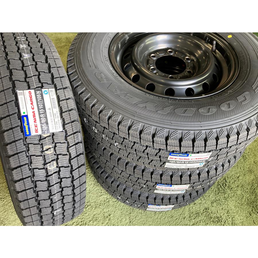 送料無料 スタッドレスセット200系 ハイエース 純正 新車外し 新品
