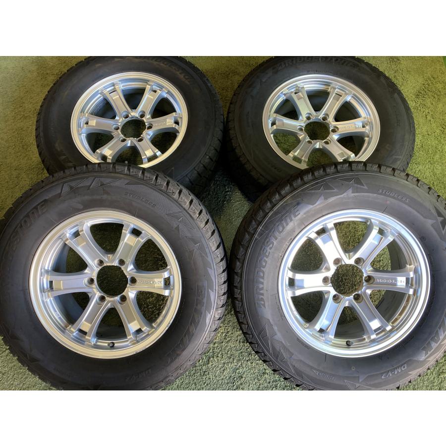 送料無料 スタッドレスセット 17in 7.5J +25 PCD139.7 ブリヂストン 