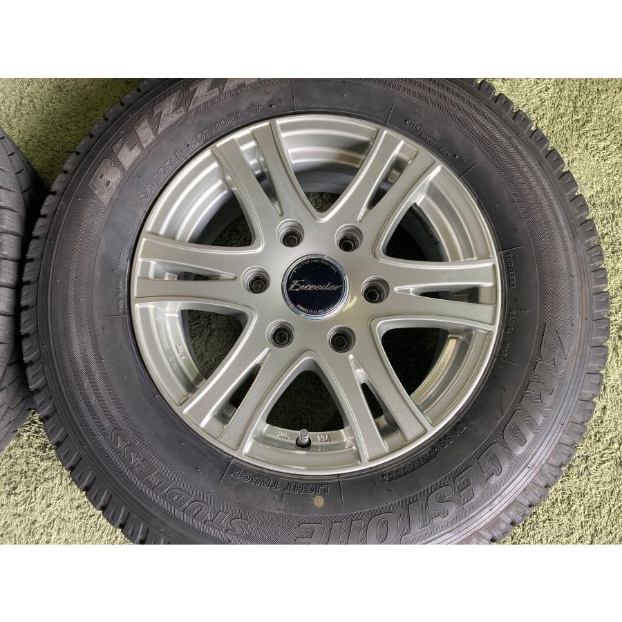 送料無料 スタッドレスセット 200系 ハイエース用 15in 6.0J +33 