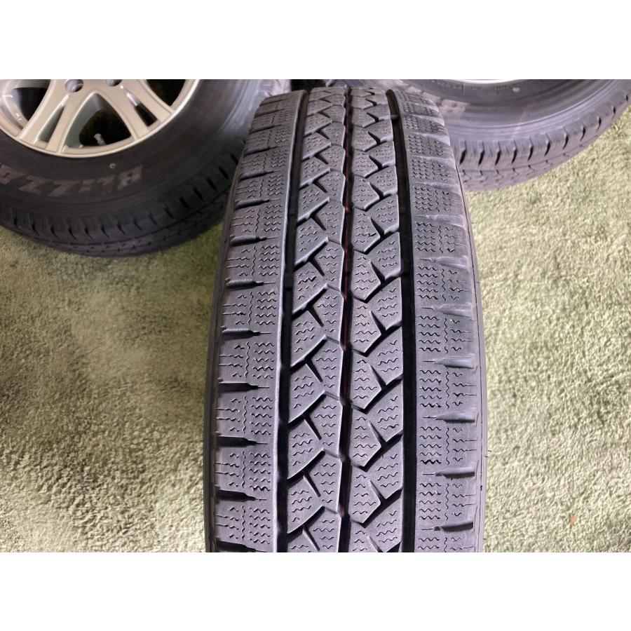 送料無料 スタッドレスセット 200系 ハイエース用 15in 6.0J +33