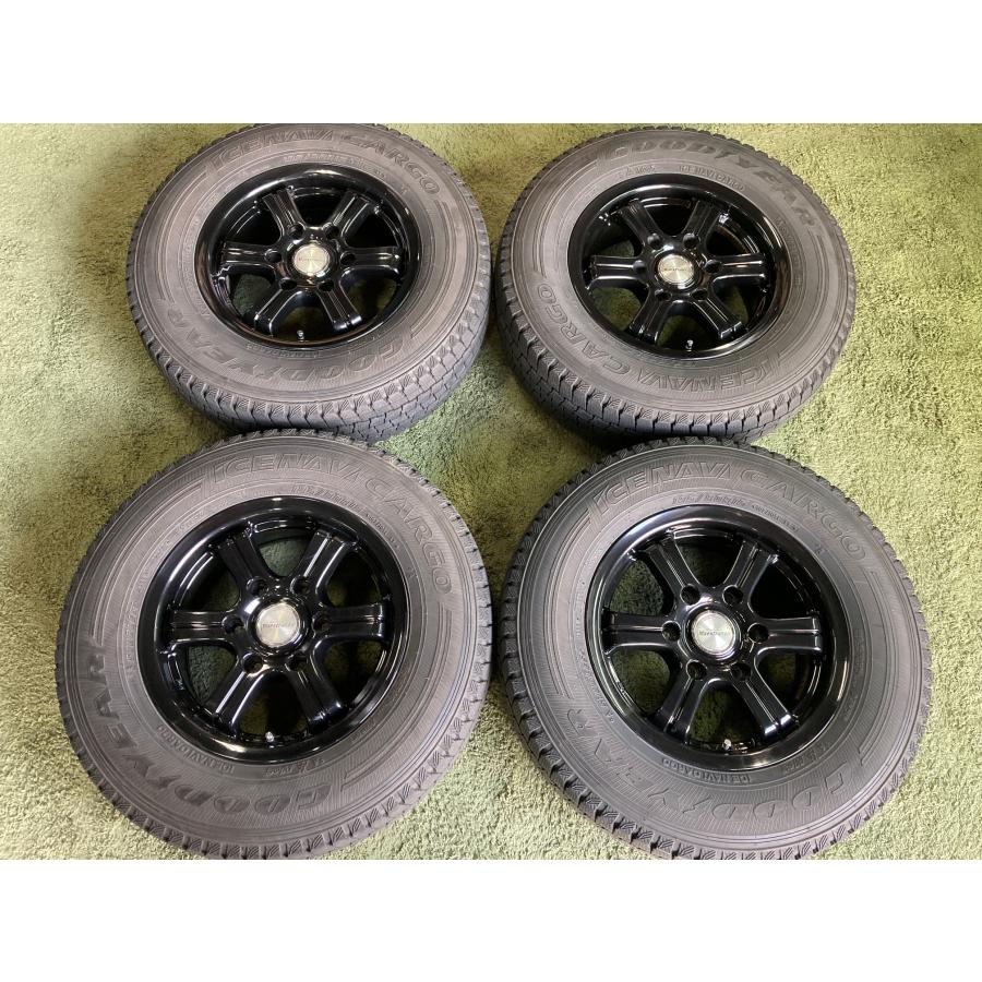 送料無料 スタッドレスセット 15in 6.0J +33 PCD139.7 グッドイヤー 