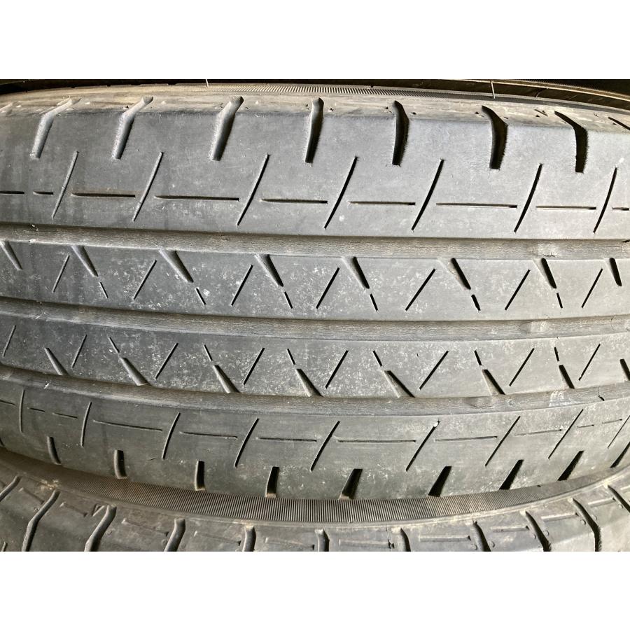 貨物輸送無料 中古タイア ヨコハマ 青味地びたVan RY55 195/80R15 107/105N LT 4本 2022年生み出すこと 200系ご機嫌はやりっ子 隊商